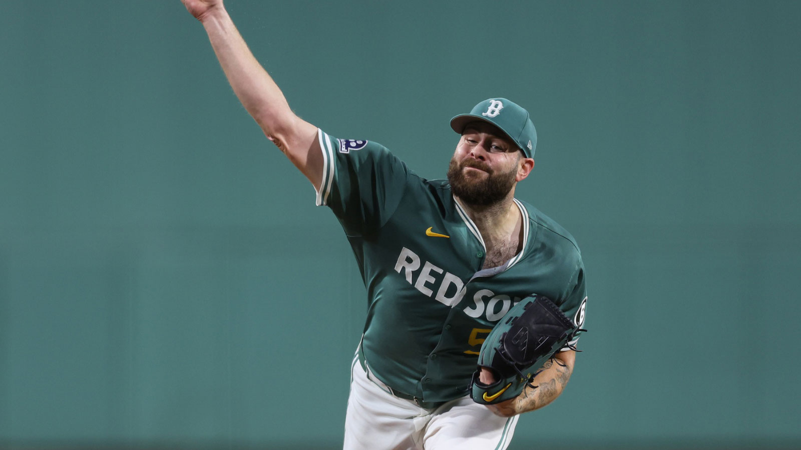 1 last-minute signing Tigers must make before spring training