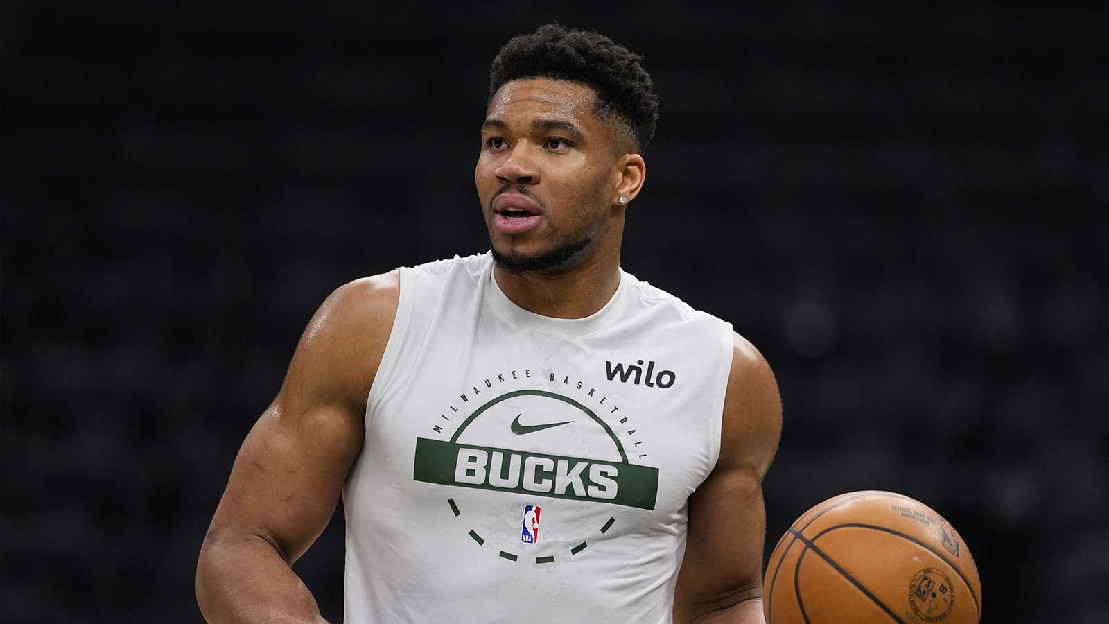 Milwaukee Bucks forward Giannis Antetokounmpo (34) during warmups prior to the game against the New Orleans Pelicans at Fiserv Forum.