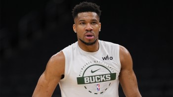 Is Giannis Antetokounmpo playing tonight? Bucks vs. Pistons injury report