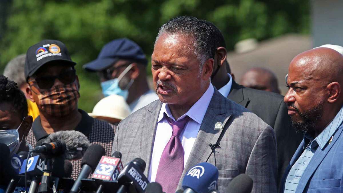 Rev. Jesse Jackson, speaks at a press conference near 63rd street and Sheridan on Thursday, Aug. 27, 2020.