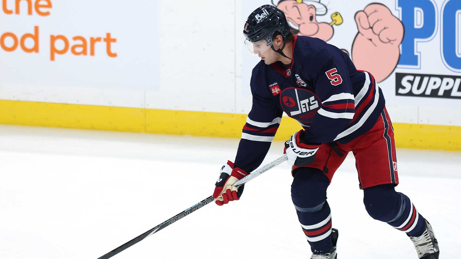 NHL rumors: Jets interested in trading 2 veteran defensemen