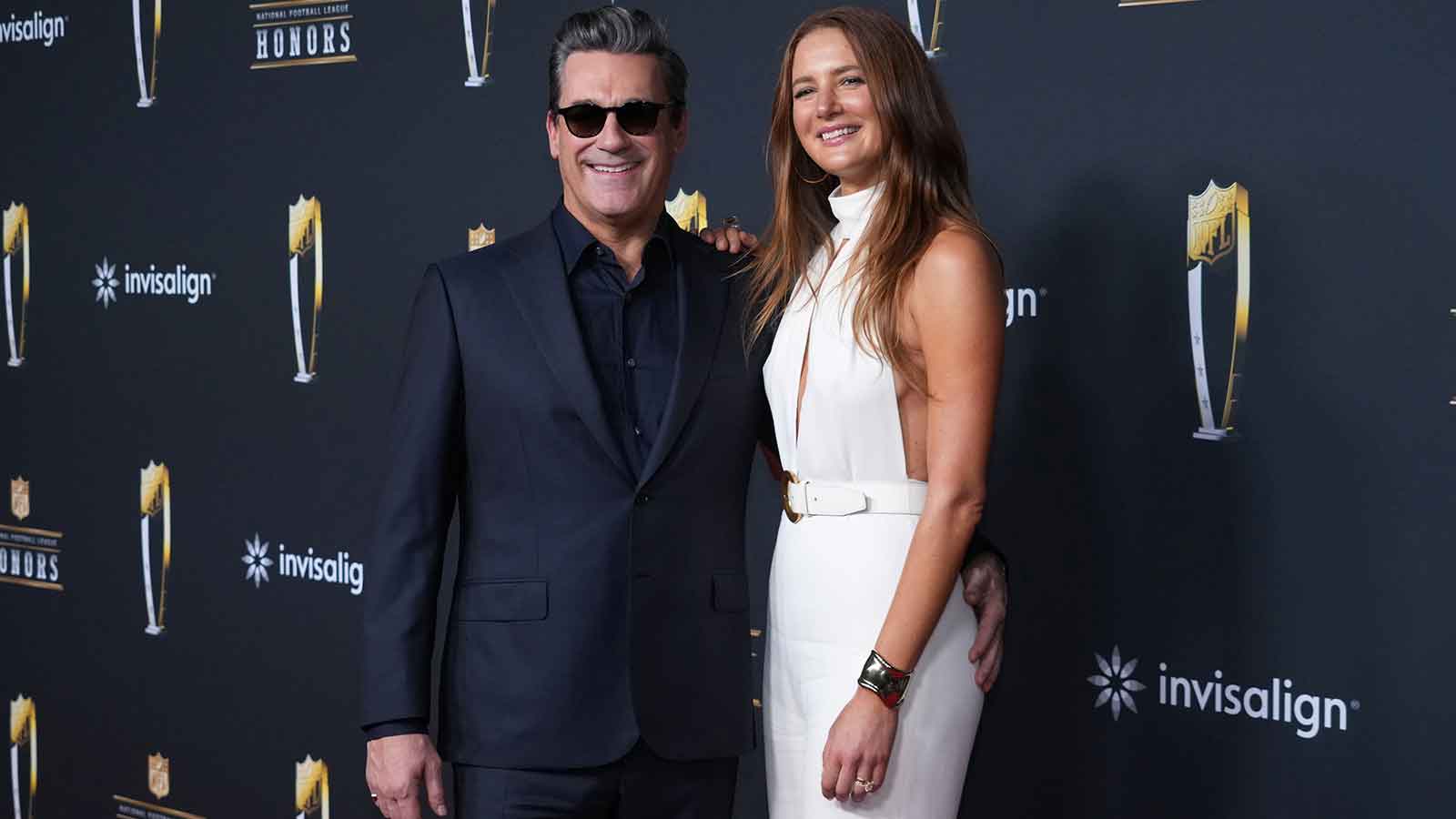 NFC South catches wild stray from Jon Hamm during NFL Honors