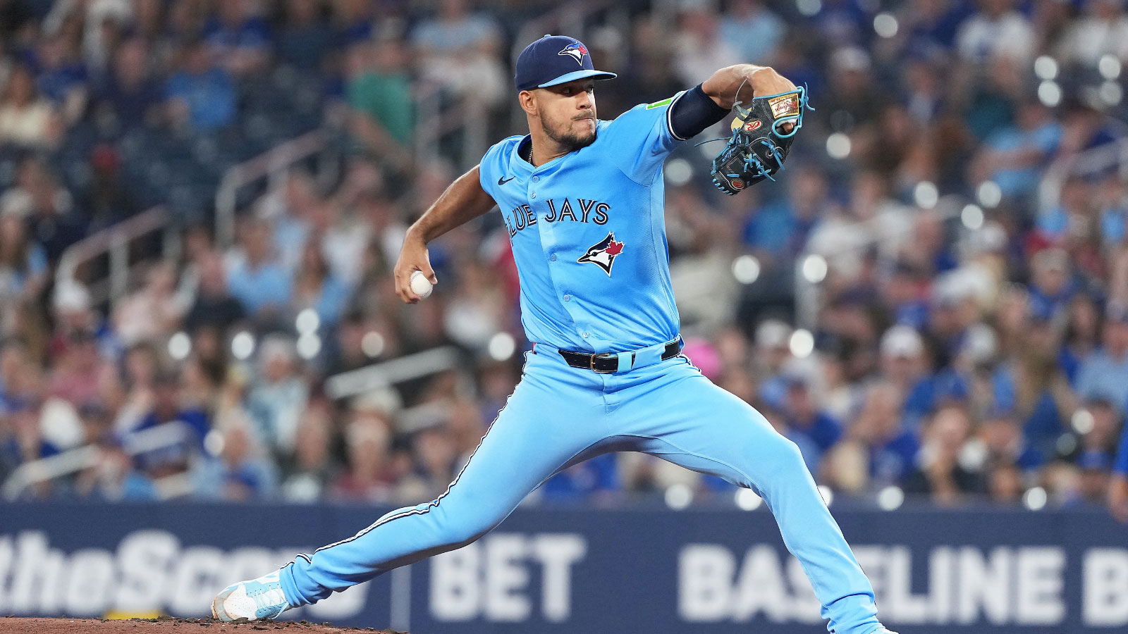 Blue Jays facing big rotation decision on two-time All-Star pitcher