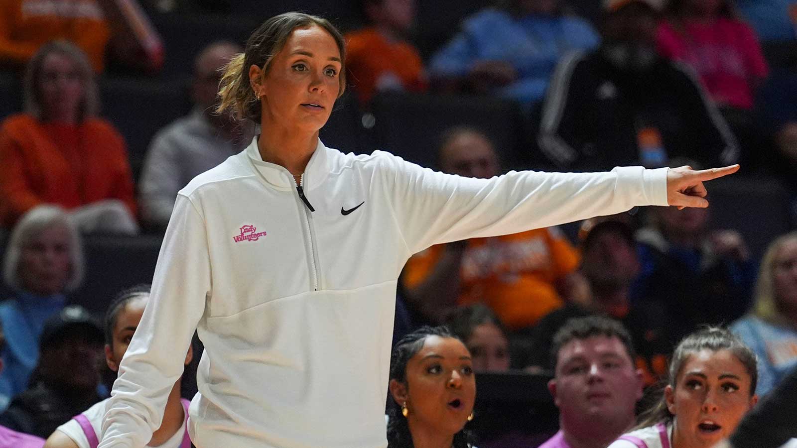 Tennessee coach Kim Caldwell points during a NCAA basketball game at Thompson-Boling Arena at Food City Center in Knoxville, Tenn., on Feb. 19, 2026.