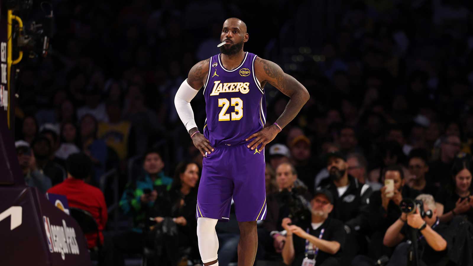 Los Angeles Lakers forward LeBron James (23) looks on during the second half against the Oklahoma City Thunder at Crypto.com Arena.