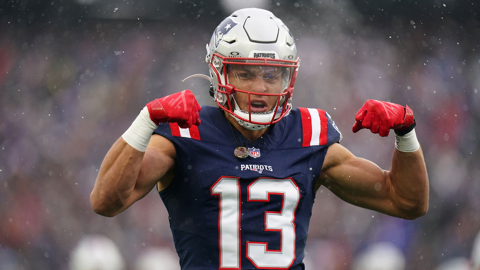 Patriots’ Mack Hollins rocks Mike Vrabel’s high school jersey before Super Bowl