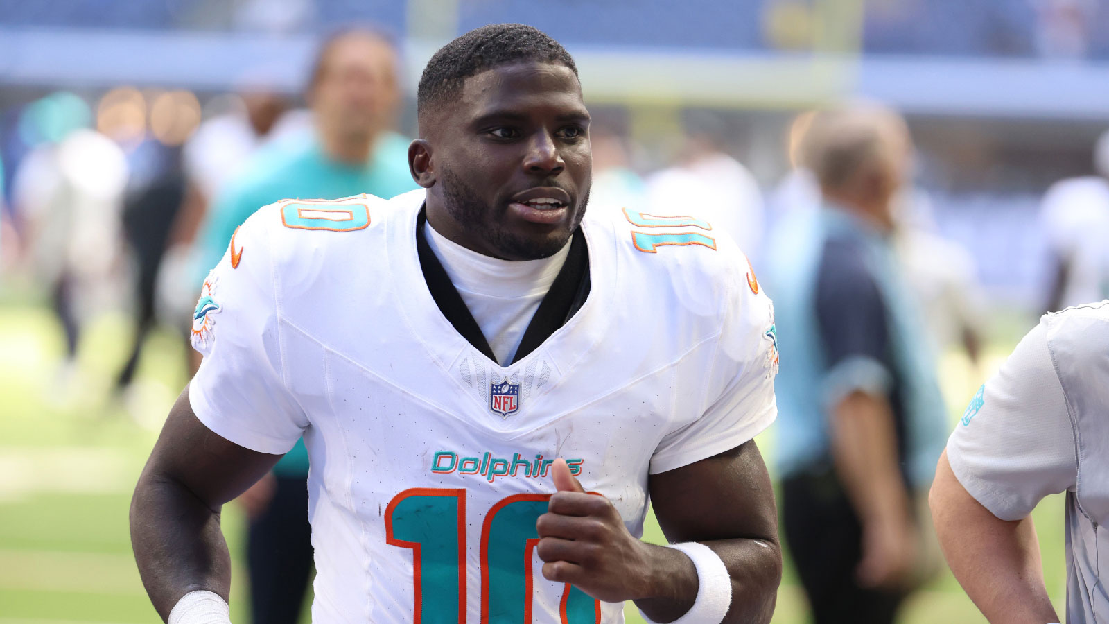 Miami Dolphins wide receiver Tyreek Hill (10) leaves the field after losing to the Indianapolis Colts