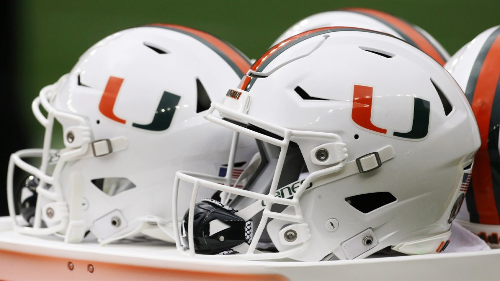 Miami football lands 4-star quarterback in massive move