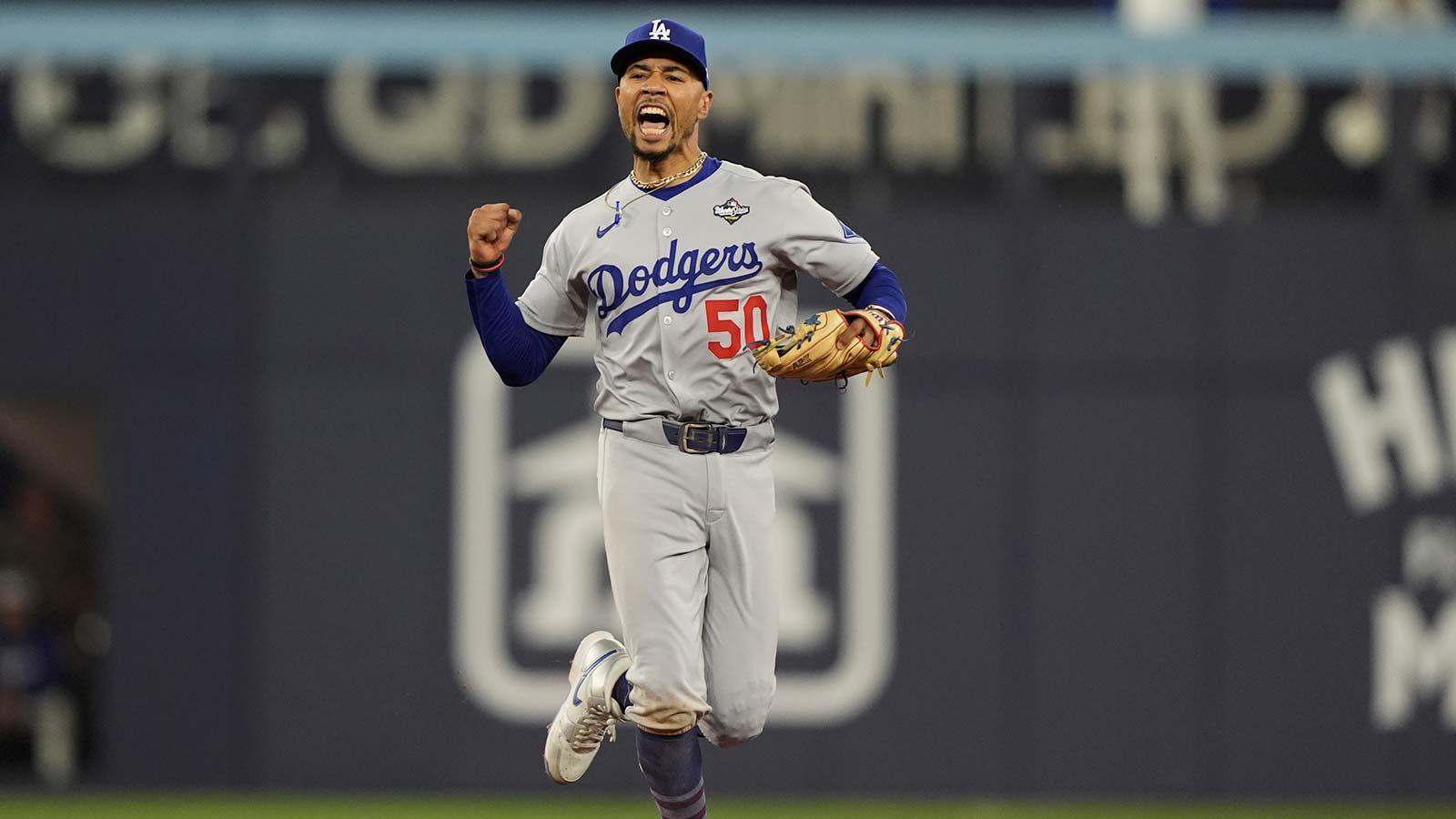 Dodgers manager Dave Roberts reveals Mookie Betts MVP expectations