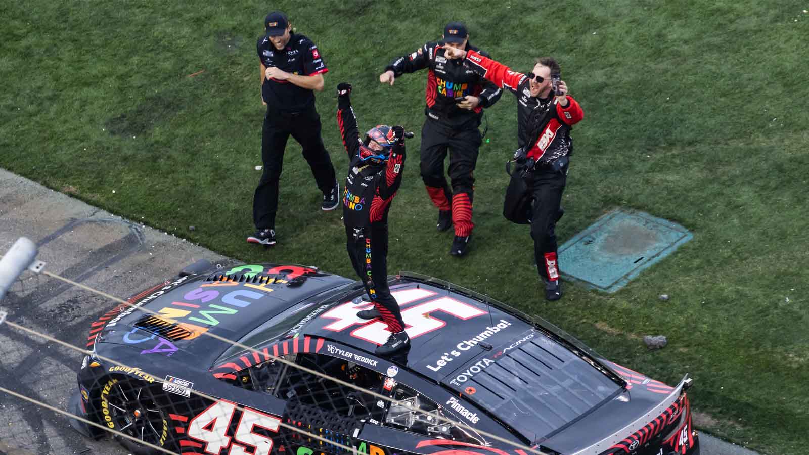 Tyler Reddick pulls off rare feats in wild NASCAR Daytona 500 win