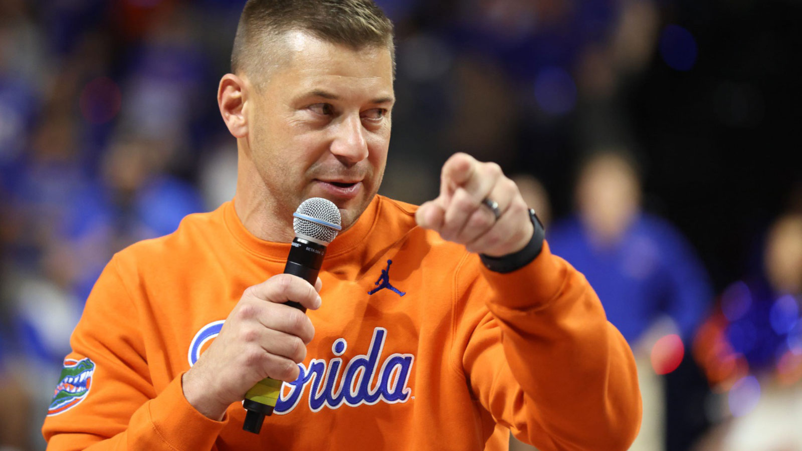 Florida’s Jon Sumrall makes Tim Tebow joke about pro player controversy