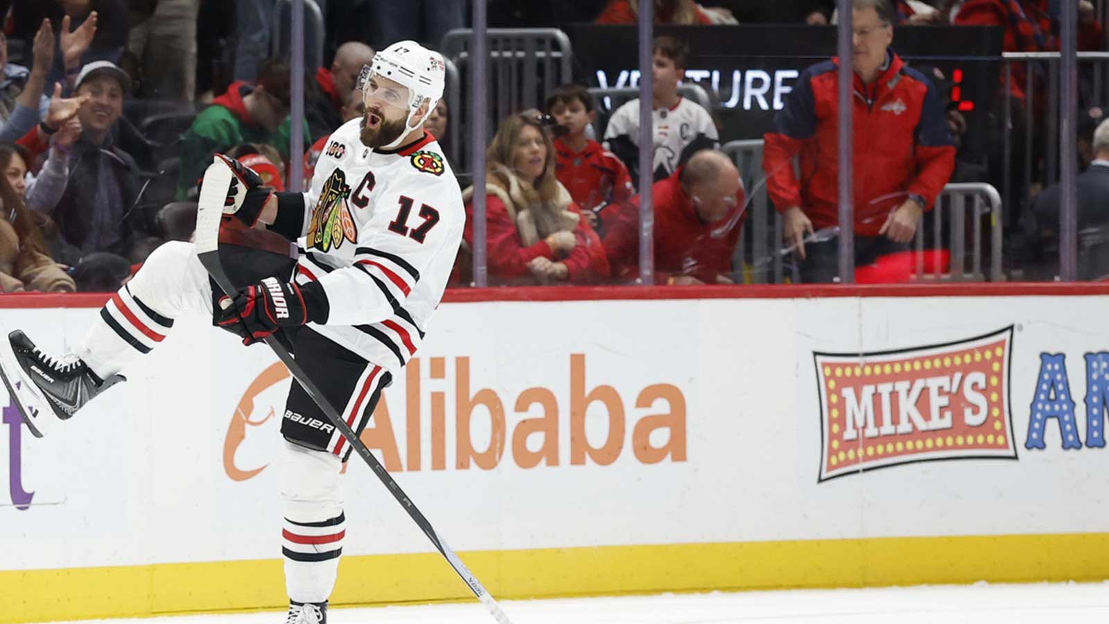 Blackhawks captain Nick Foligno isn’t opposed to being traded to contender