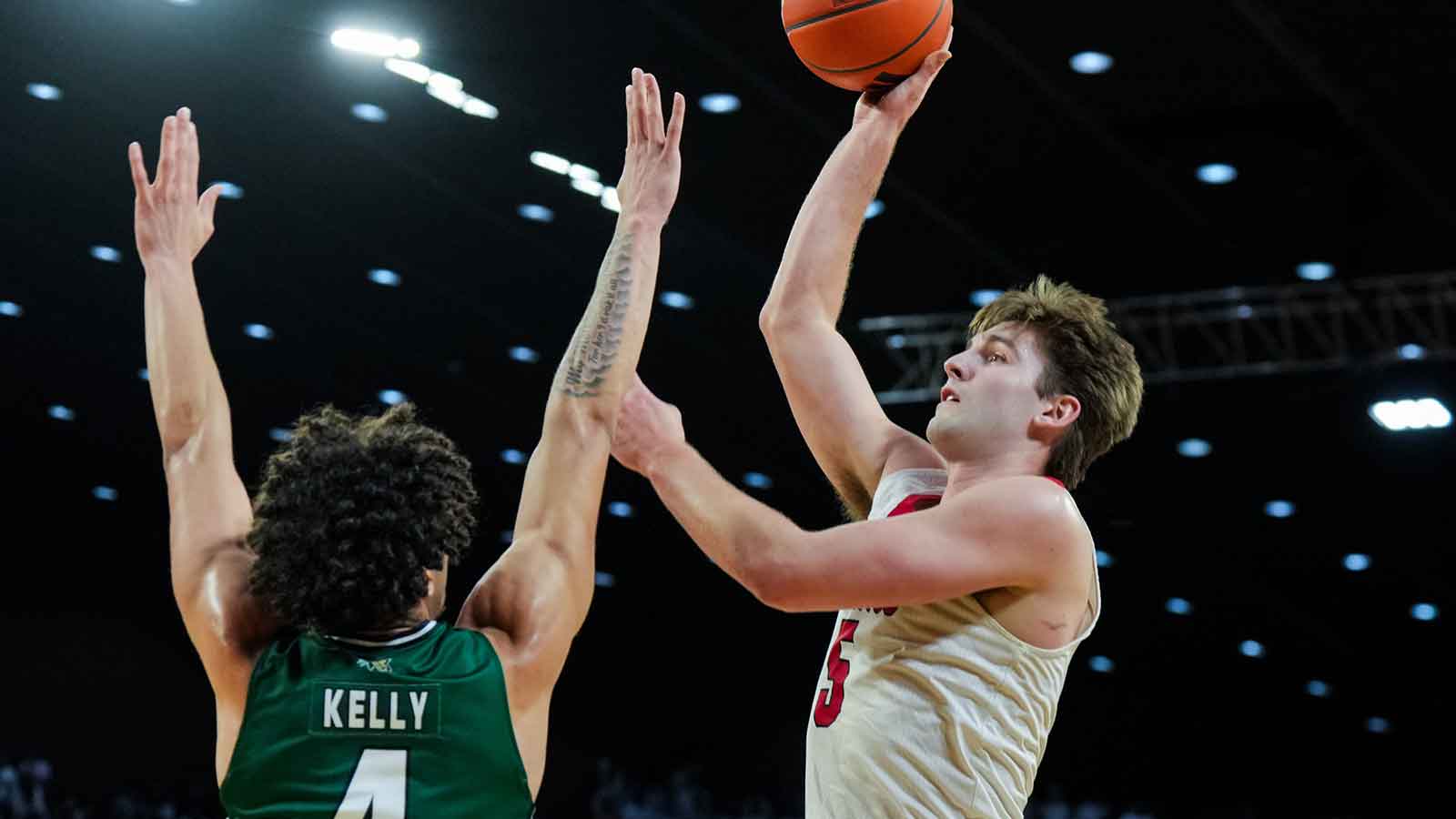 Miami (OH) RedHawks tie program history with 25-0 start