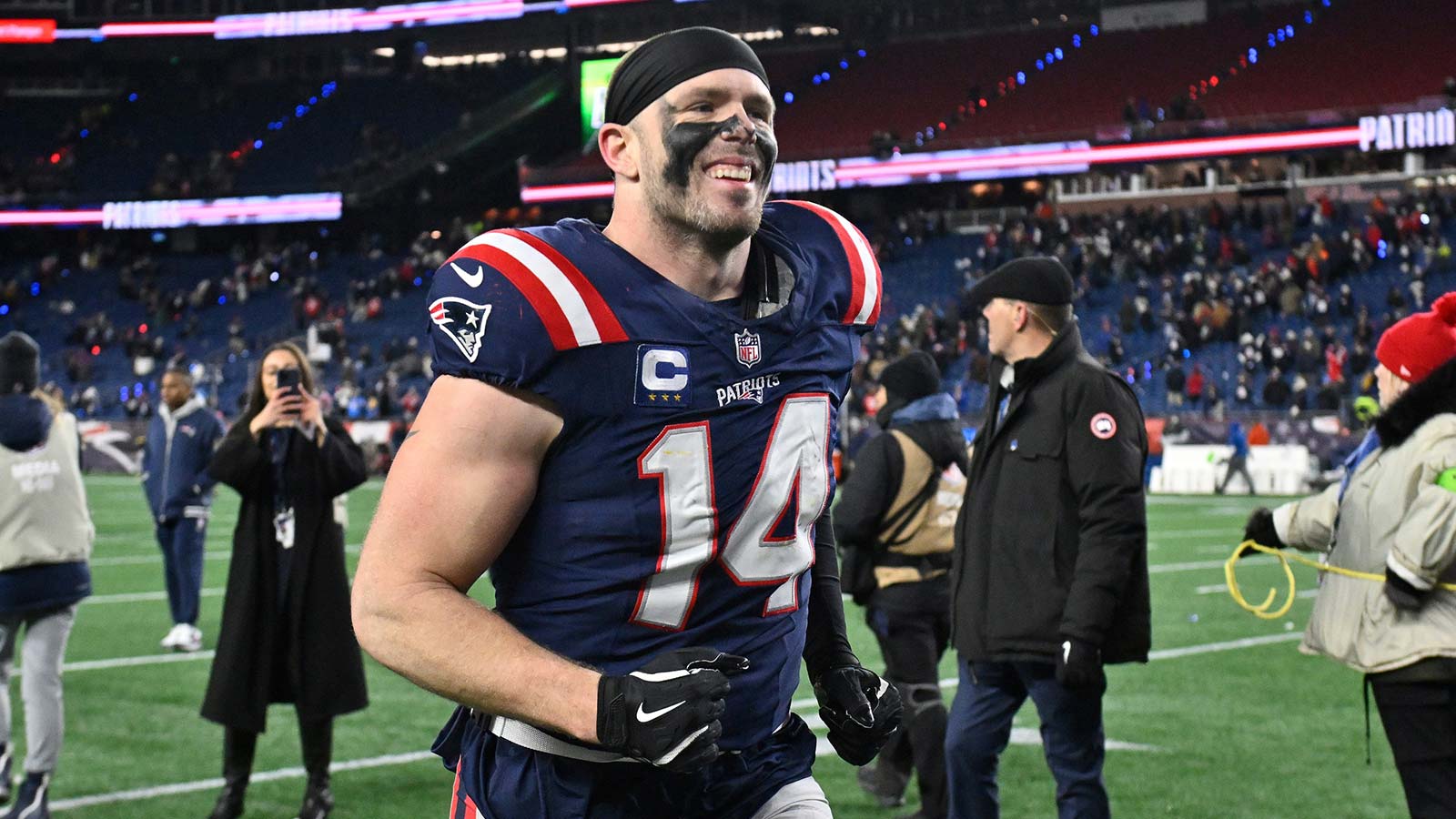 Patriots’ Robert Spillane, Harold Landry III active for Super Bowl showdown vs. Seahawks