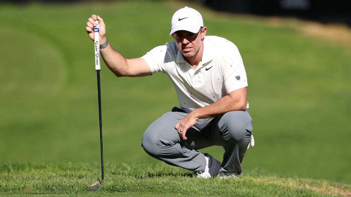 USA; Rory McIlroy lines up his putt on the 14th green during the third round of the The Genesis Invitational golf tournament at Riviera Country Club