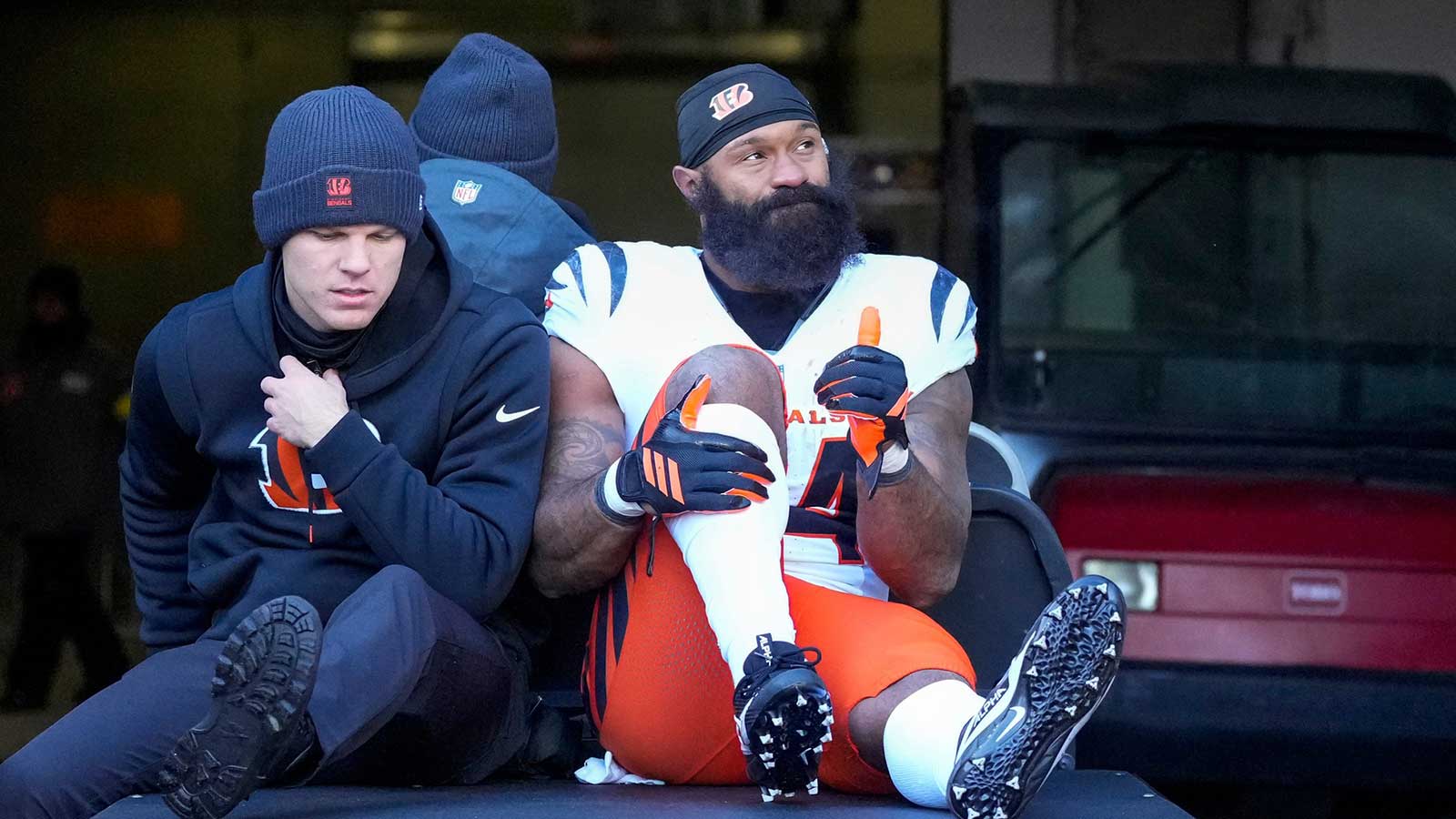 2 moves Bengals must make to clear salary cap space in 2026 NFL offseason