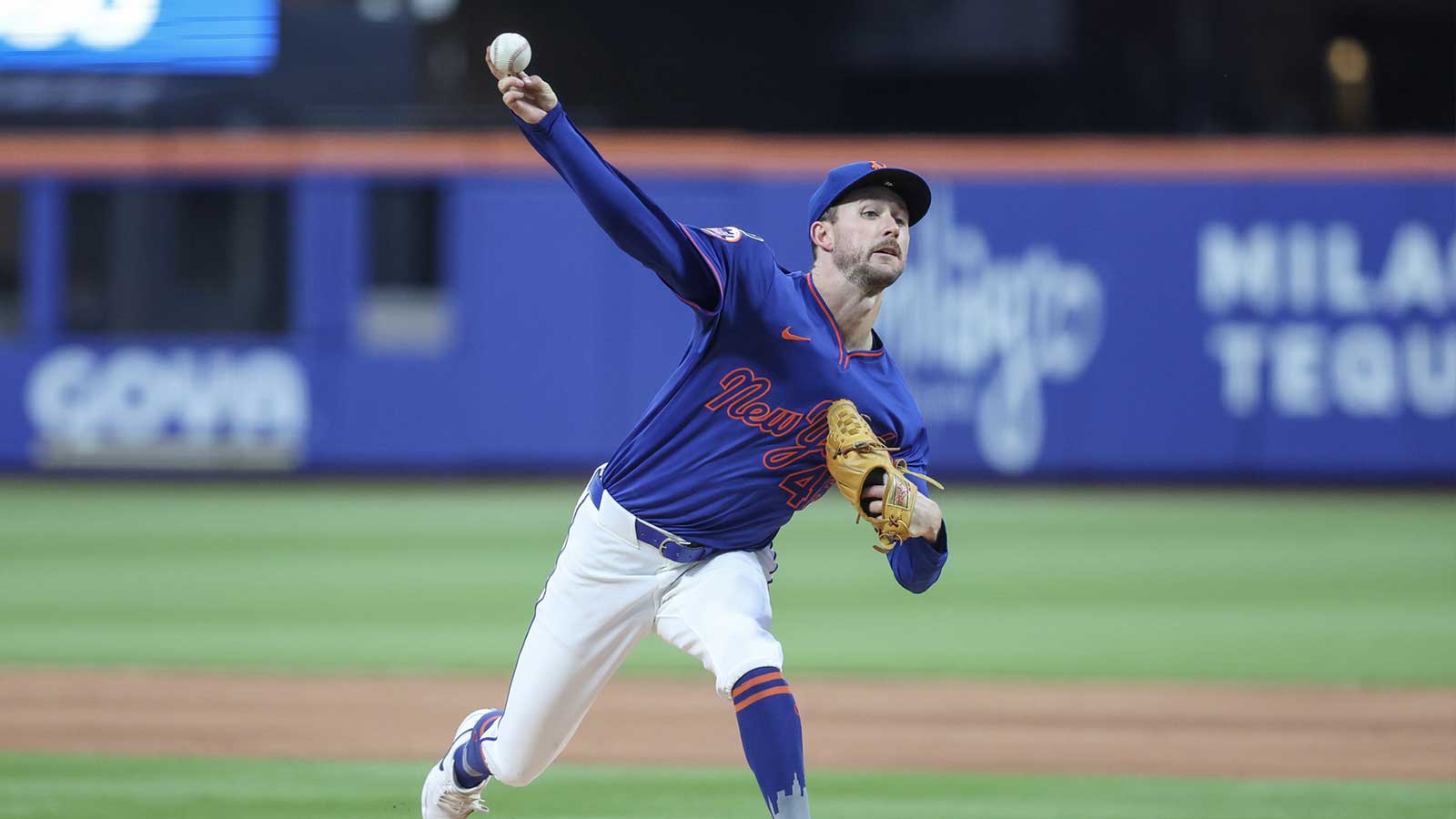 Padres add ex-Mets, Angels pitcher before spring training