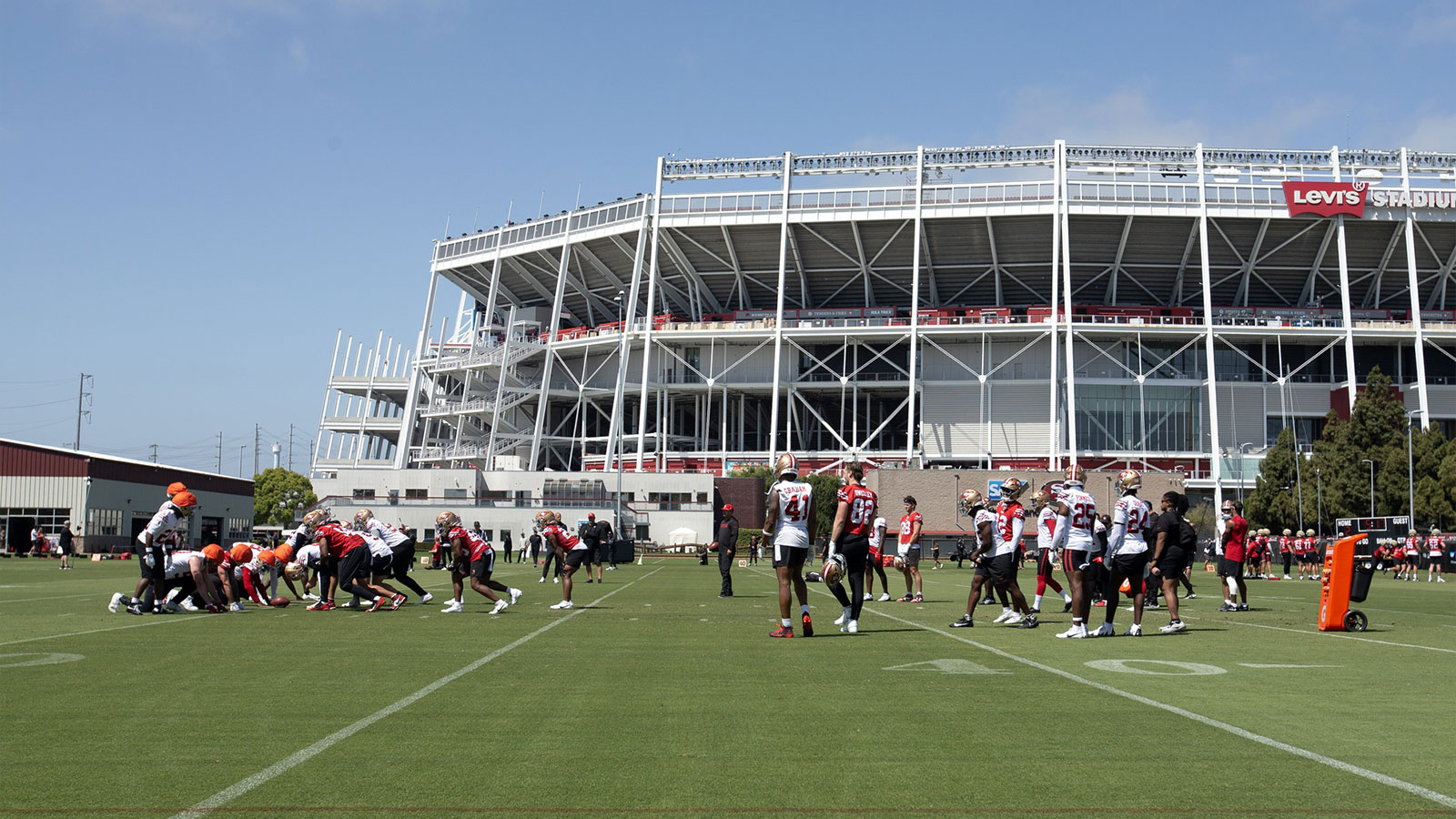 https://wp.clutchpoints.com/wp-content/uploads/2026/02/San-Francisco-49ers-practice-during-a-team-OTA-at-Levis-Stadium.jpg