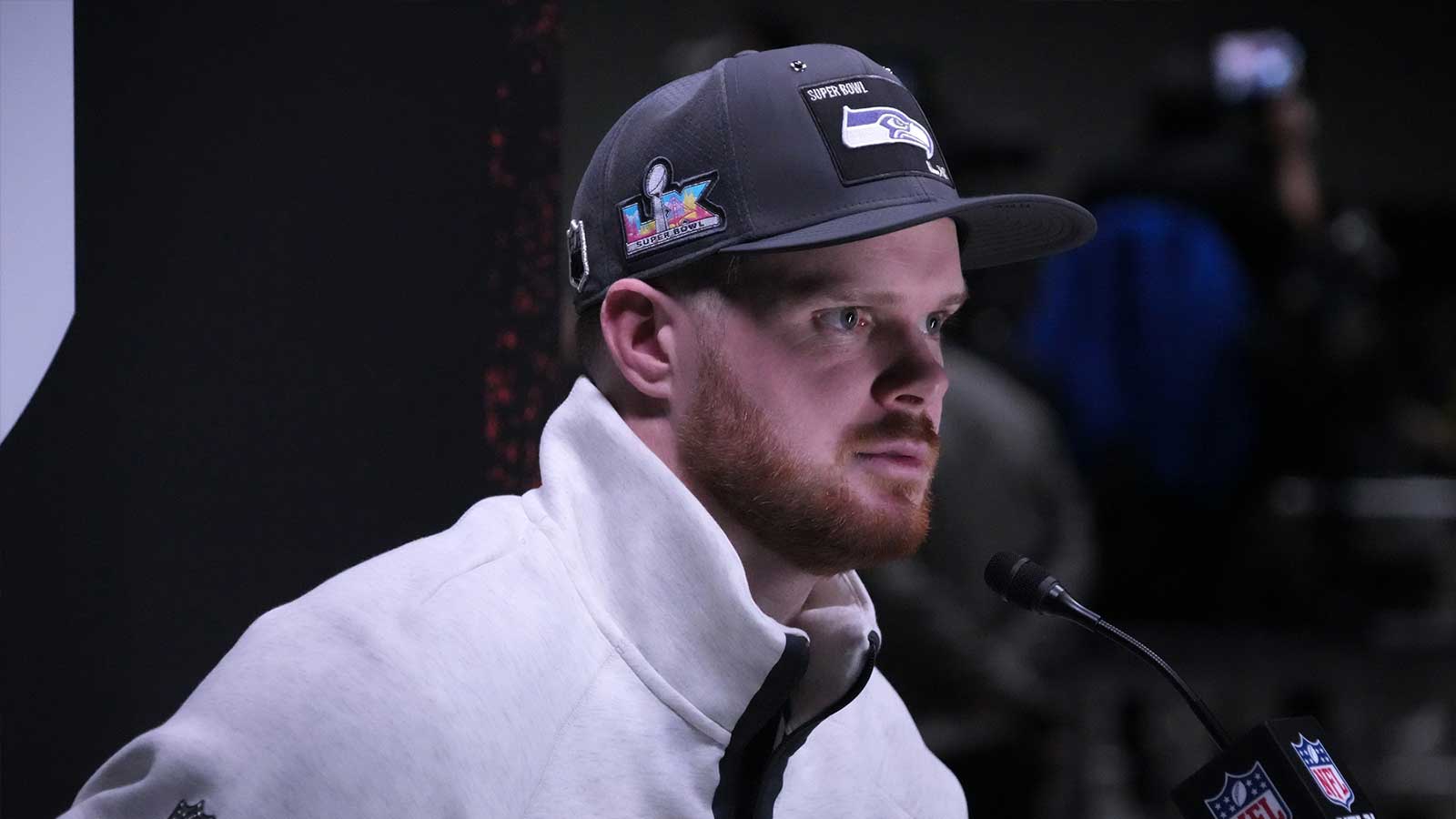 Seahawks’ Sam Darnold given foam ham hat before Super Bowl: ‘Ham for Sam’