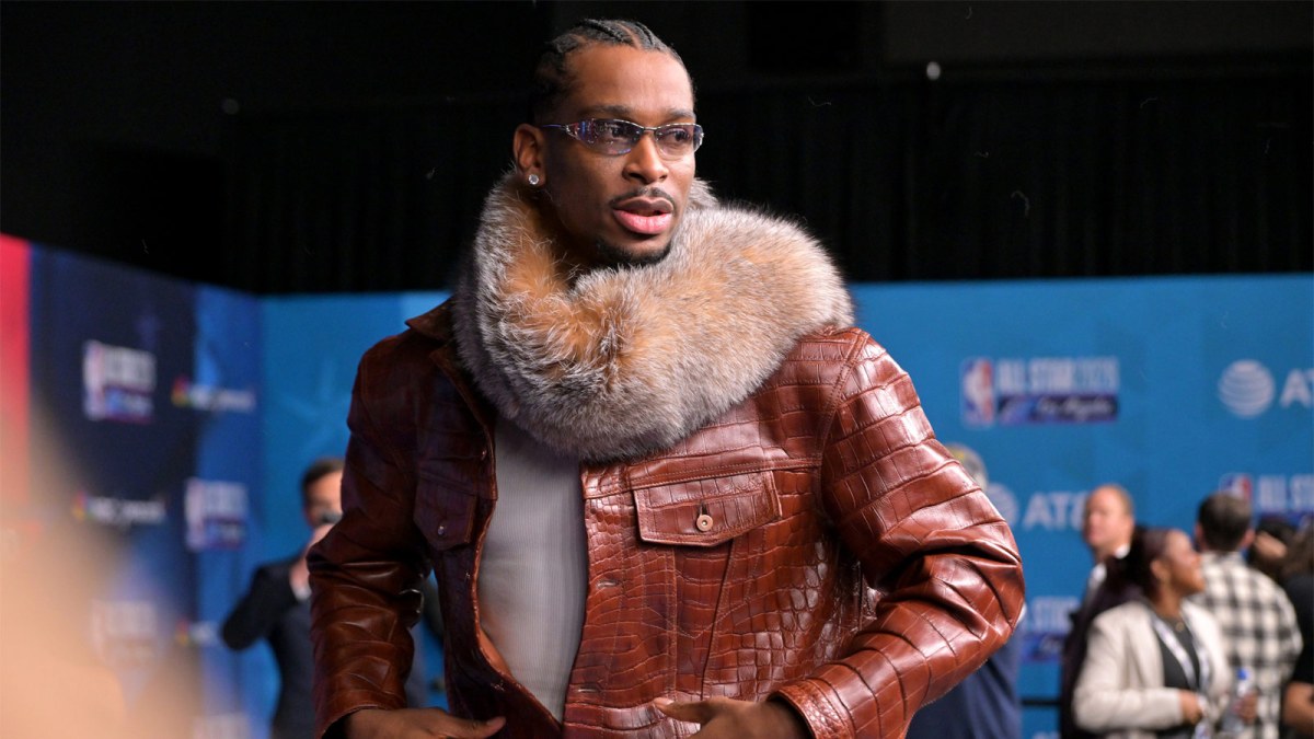 Team World guard Shai Gilgeous-Alexander (2) of the Oklahoma City Thunder on the red carpet before the 75th NBA All Star Game at Intuit Dome.