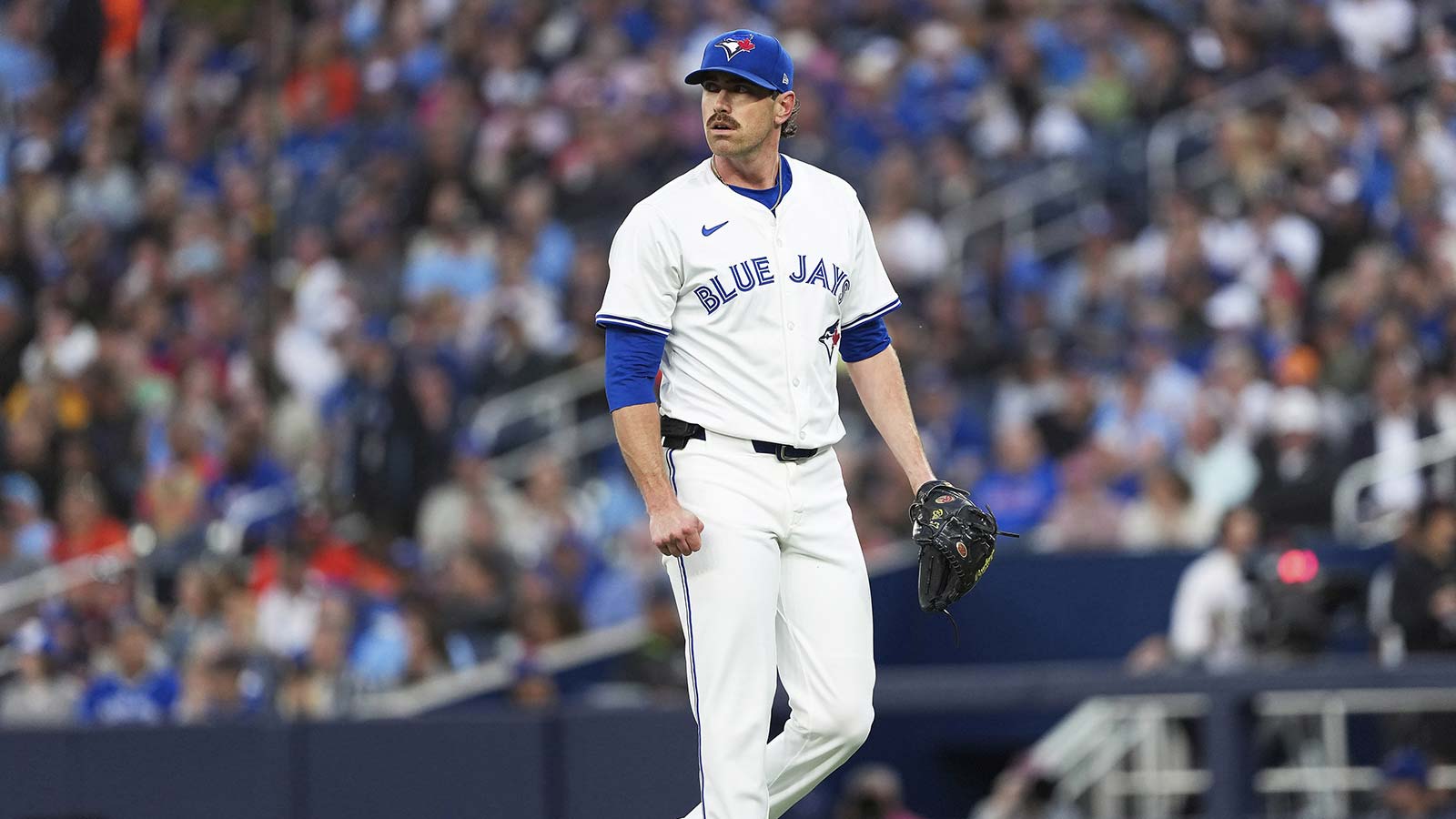 Blue Jays pitcher Shane Bieber breaks silence on Toronto’s expected IL decision