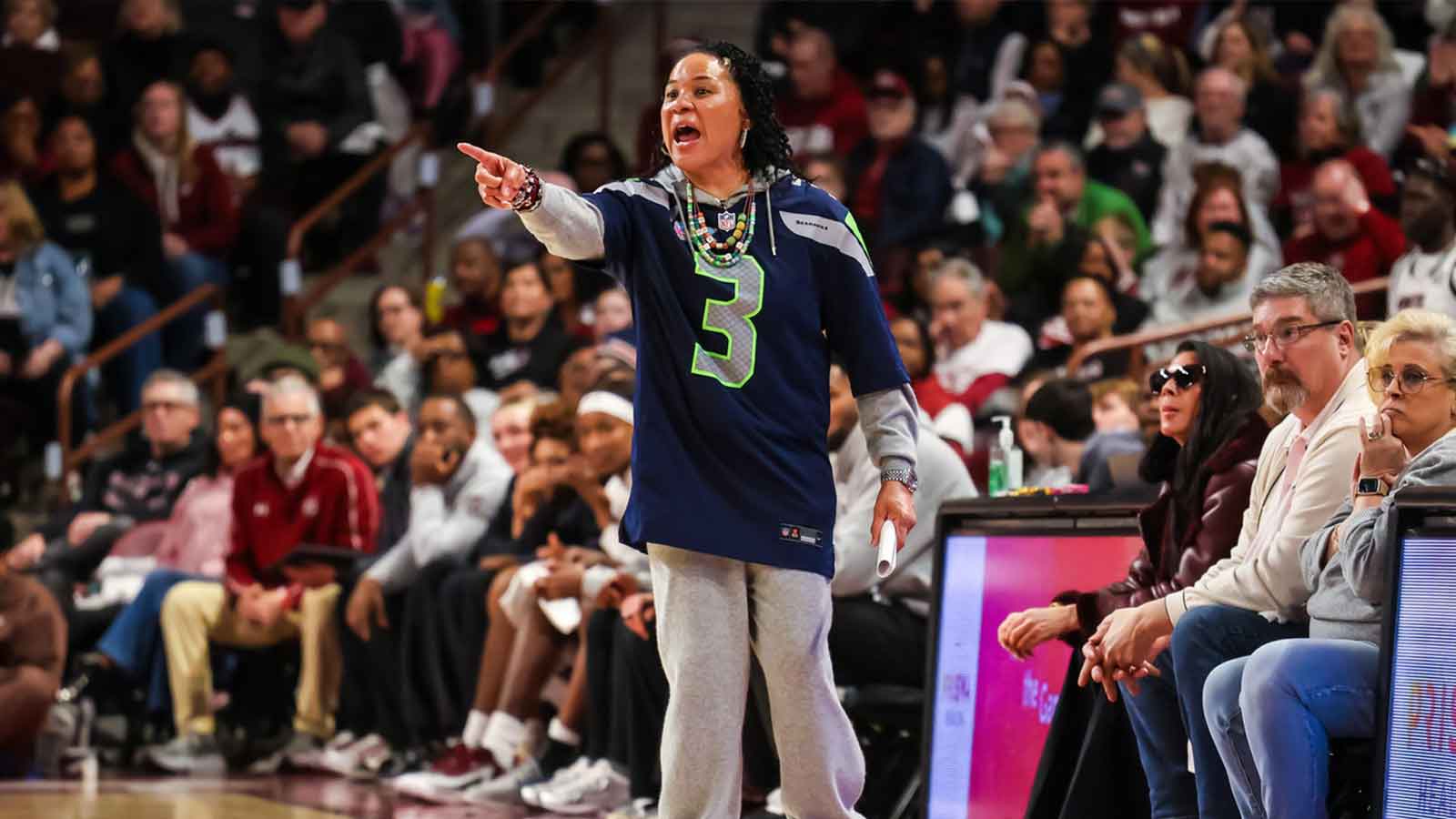Dawn Staley rocks Seahawks’ Nick Emmanwori jersey amid South Carolina rout