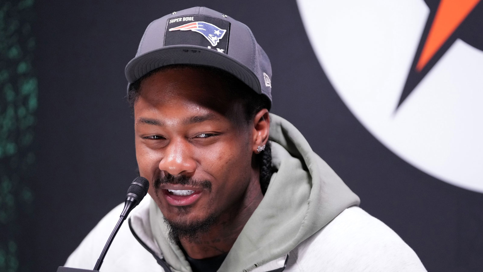 Stefon Diggs sheepishly answers question about favorite NSFW Cardi B song at Super Bowl Media Day