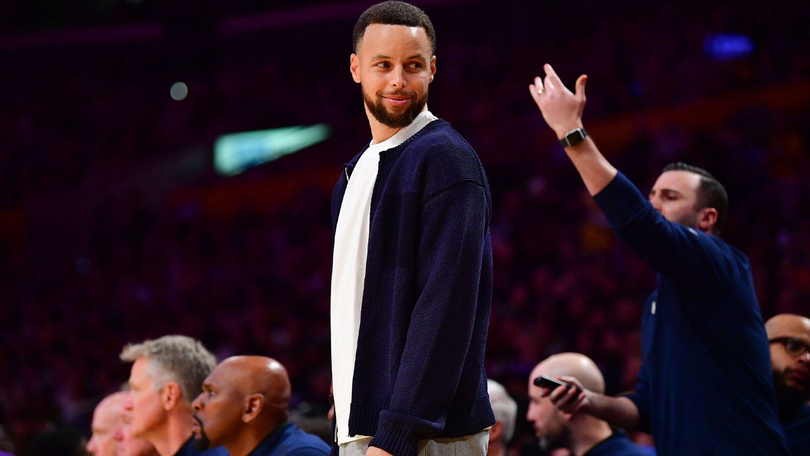Warriors’ Stephen Curry drills insane trick shot from NBA on NBC set before All-Star Game