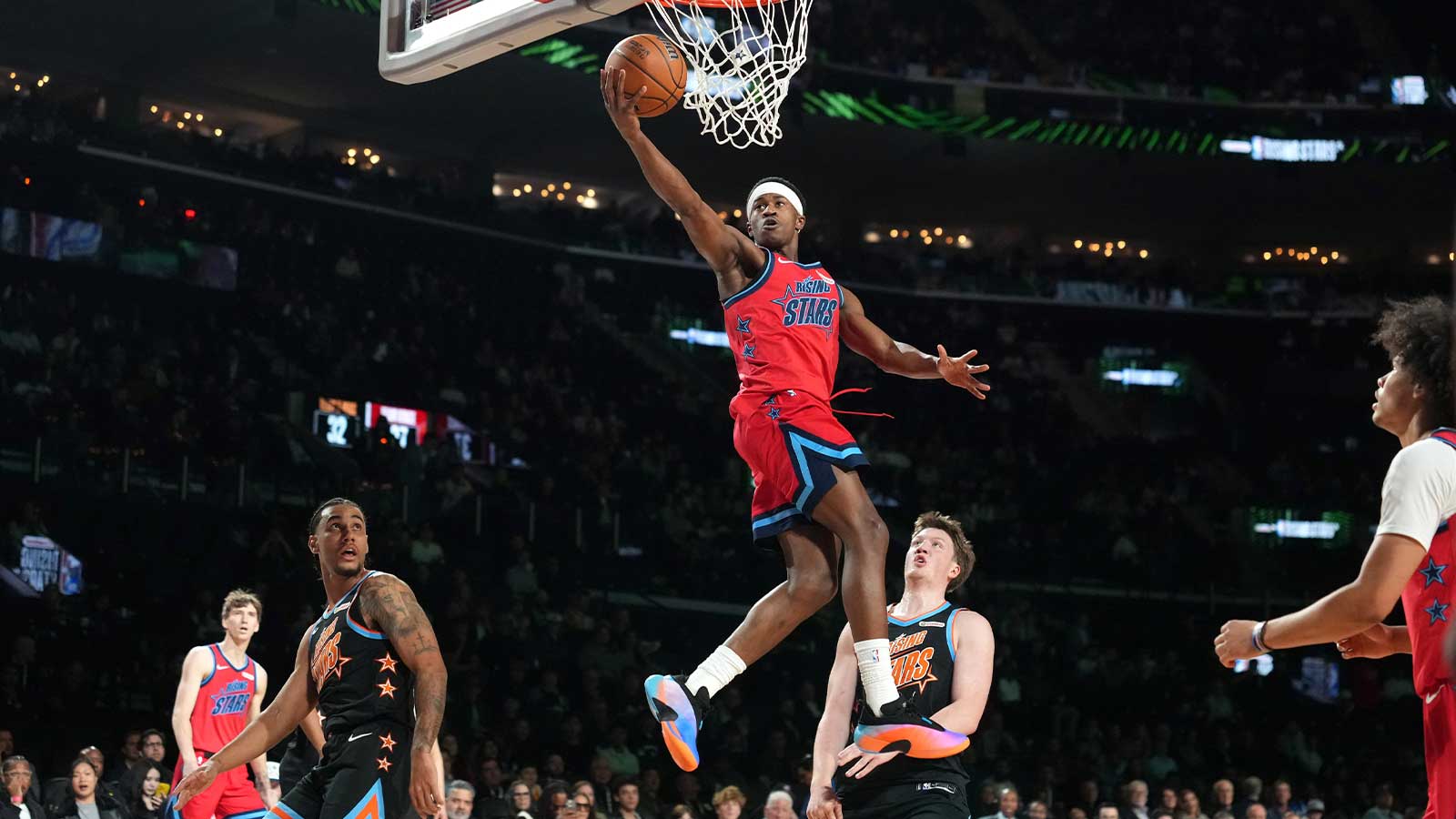 76ers’ VJ Edgecombe shows love to ‘The OG’ Vince Carter before Rising Stars win