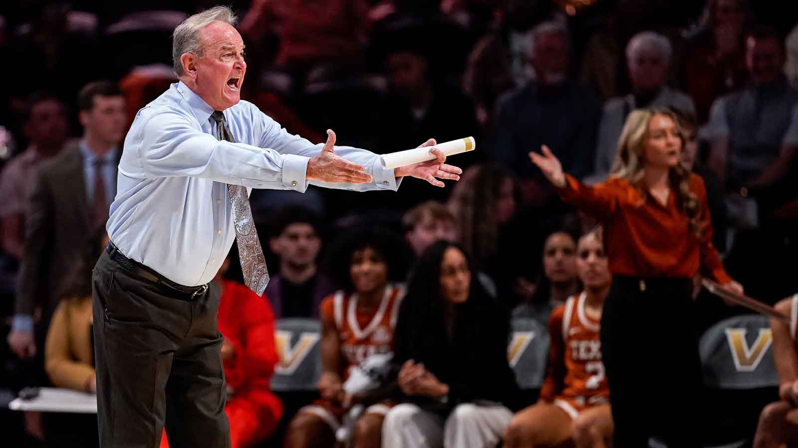 Vic Schaefer rips longhorns for ‘no heart’ in dreadful showing vs. Vanderbilt