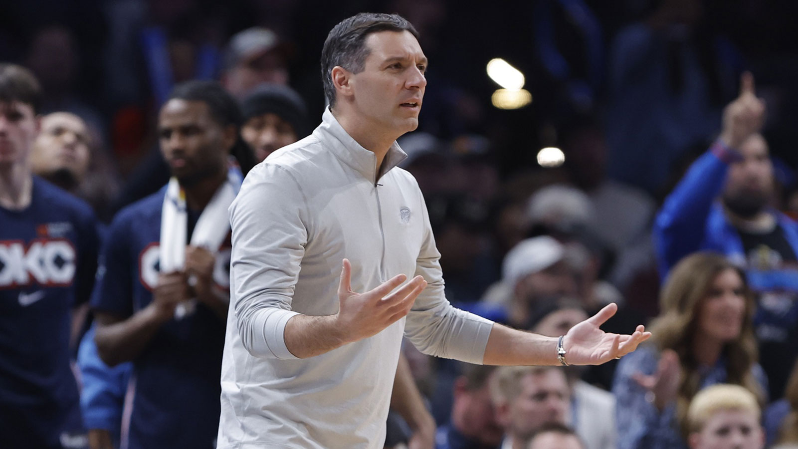Thunder Head Coach Mark Daigneault reacts after a play against the Indiana Pacers during the second half at Paycom Center