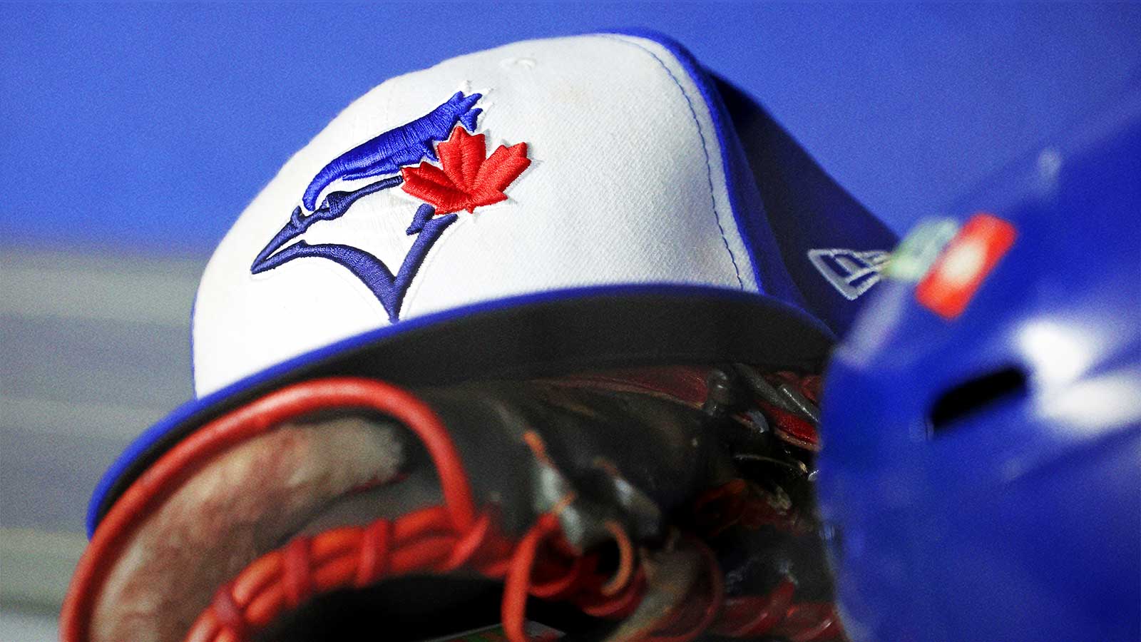 Blue Jays invite 3 intriguing players to spring training
