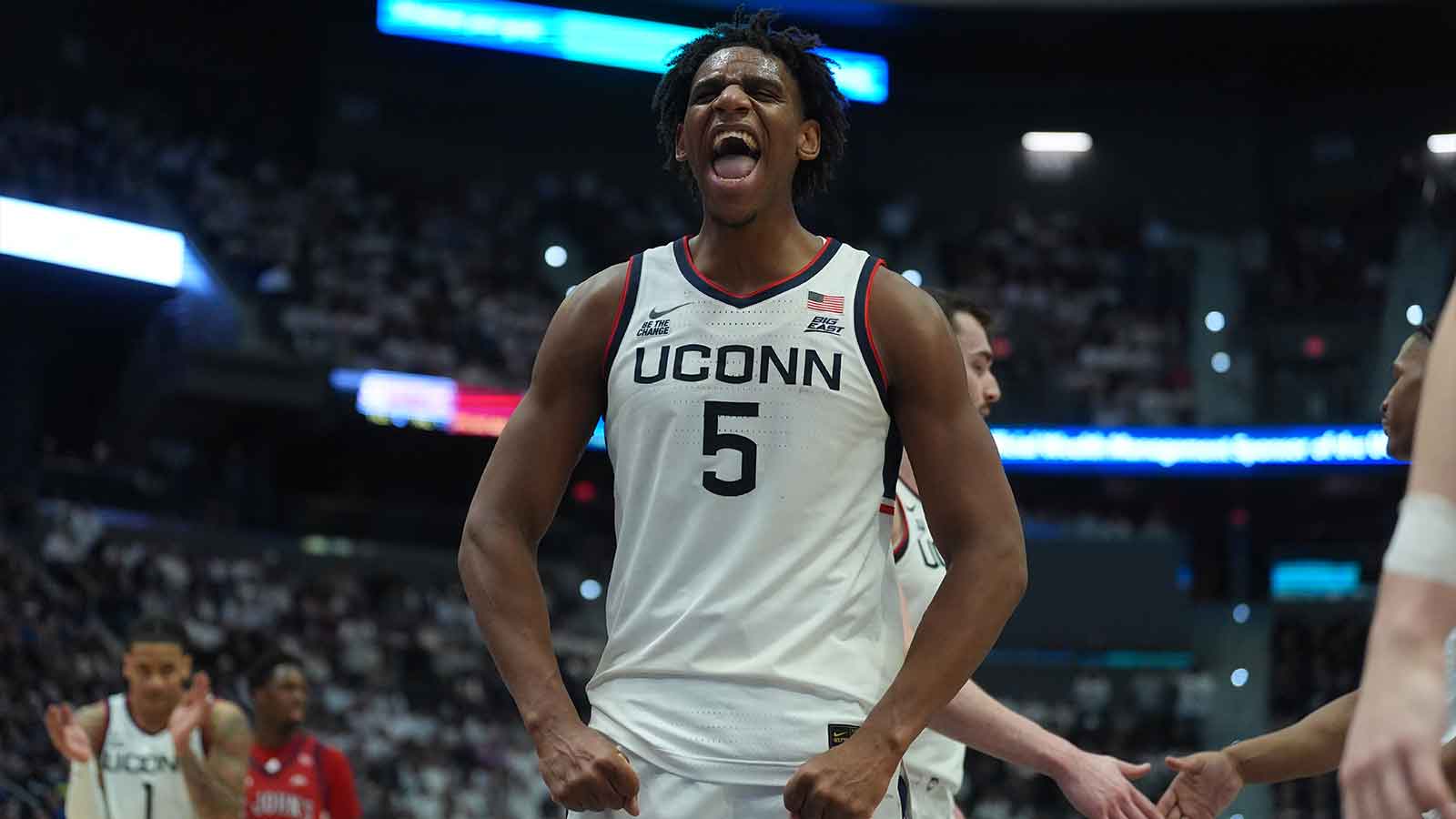UConn Huskies’ defense leads to St. John’s nightmare 17:28 stretch