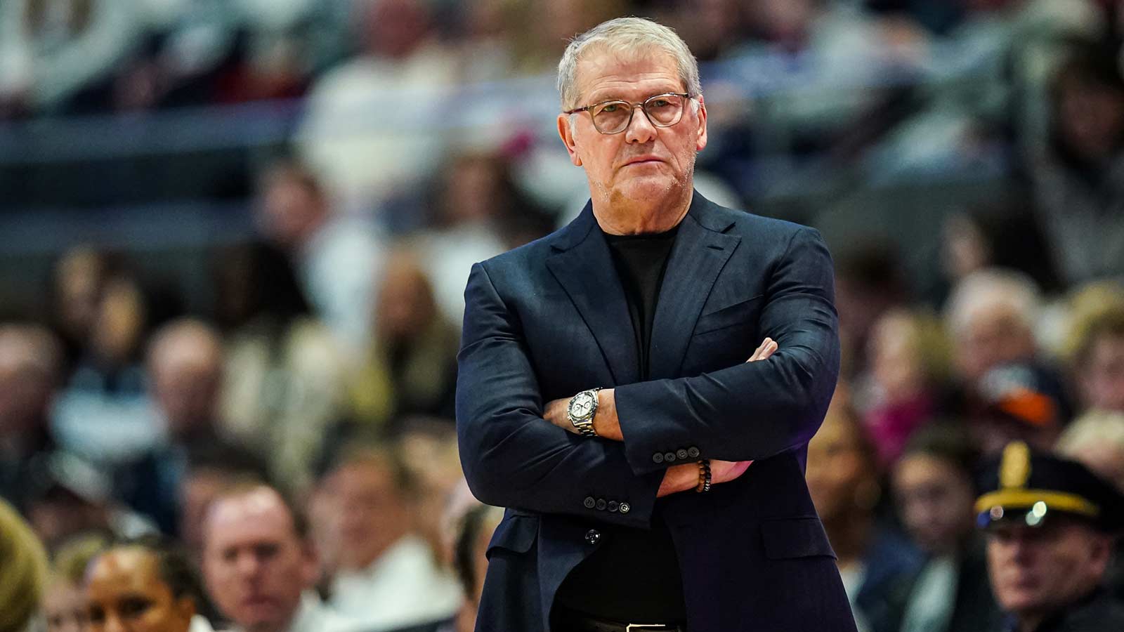 UConn women’s basketball extends dominant streak with 2nd-half rout of Tennessee