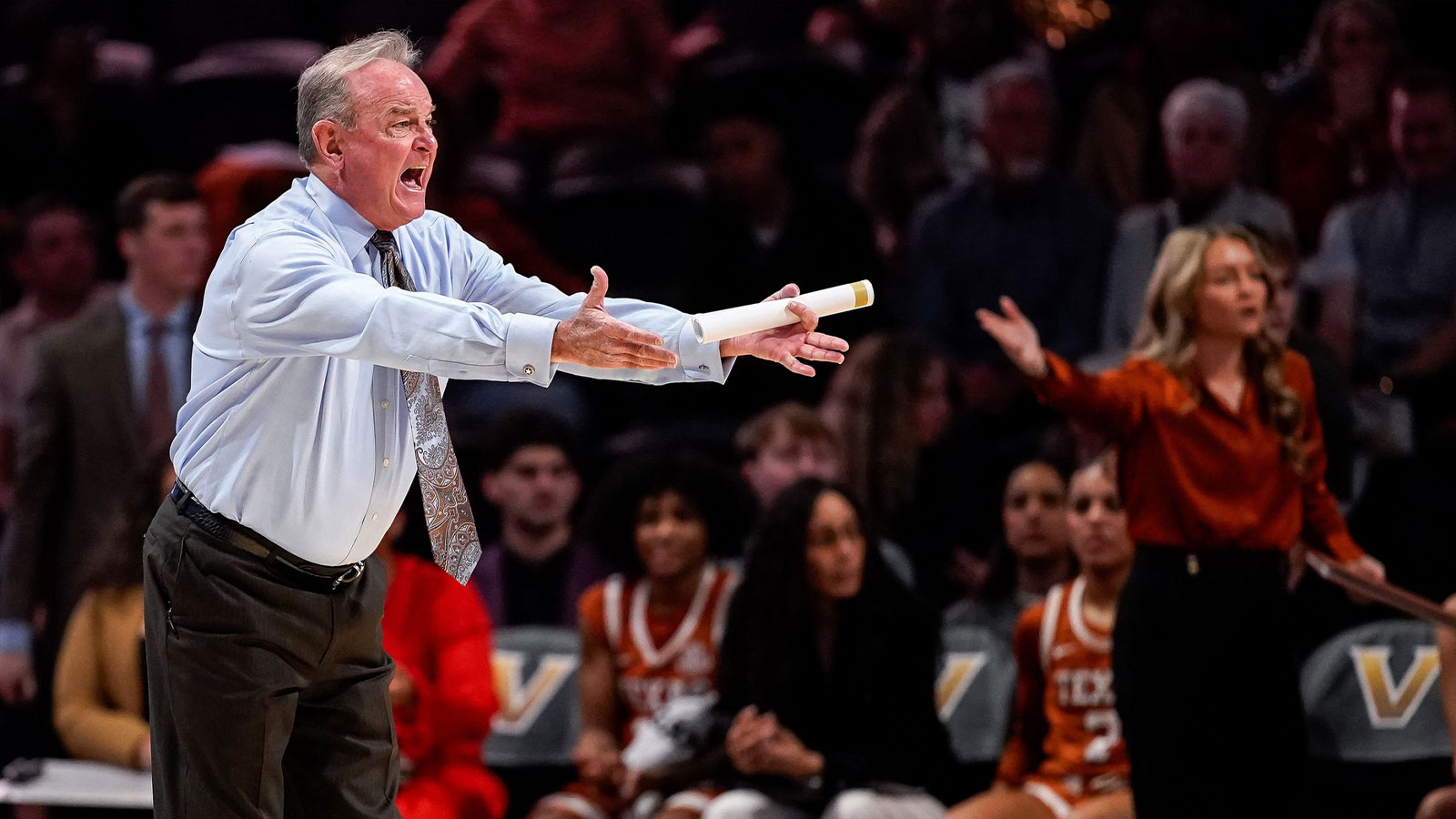 Texas women’s basketball’s Vic Schaefer blasts notion that he benched Rori Harmon vs. Vanderbilt