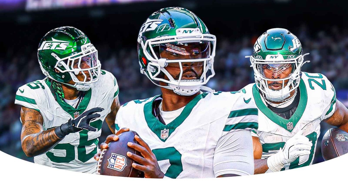 Breece Hall, Quincy Williams, Tyrod Taylor all beside each other, New York Jets wallpaper in the background