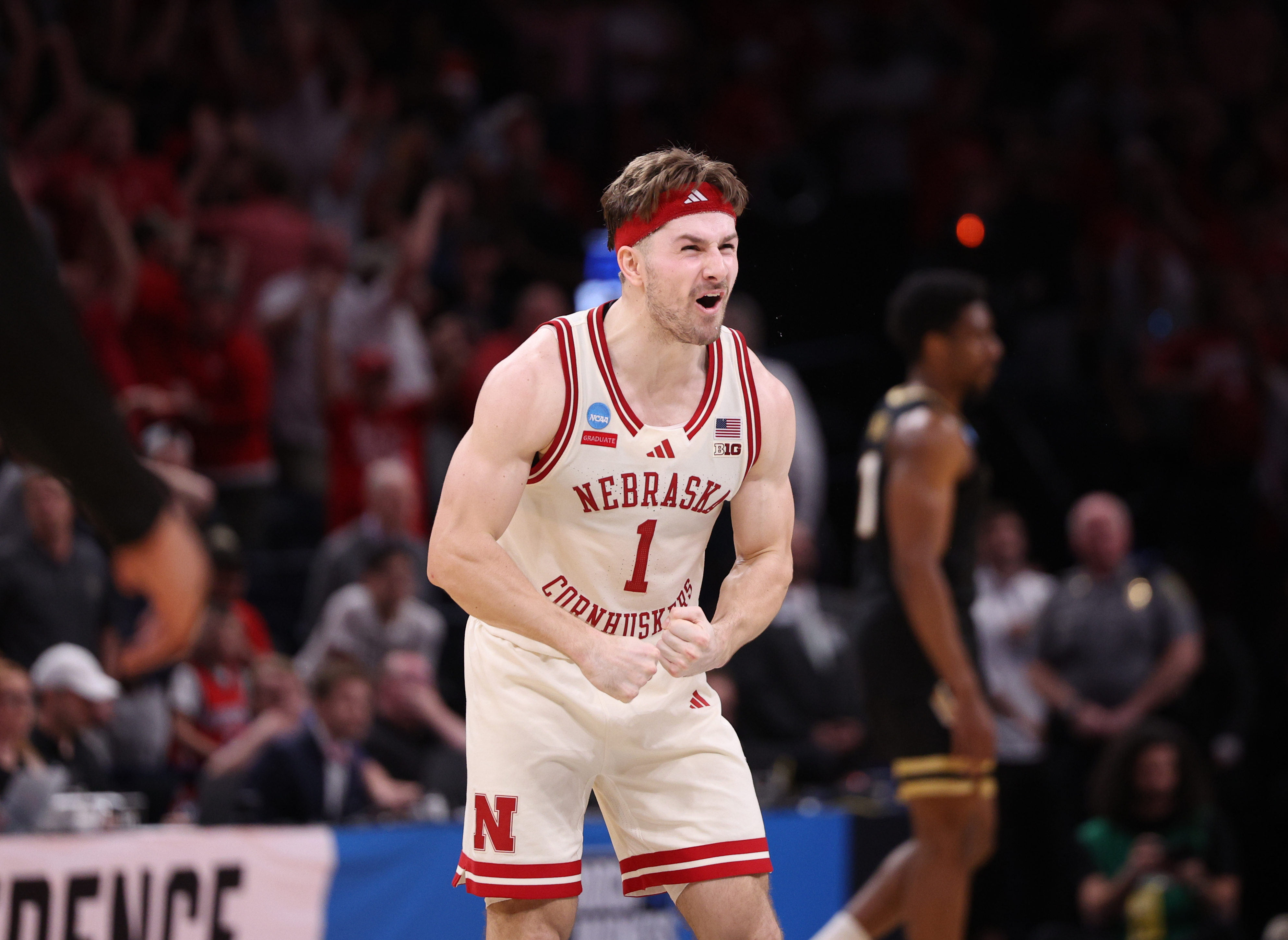 March Madness win over Vanderbilt the ‘best birthday’ present for Sam Hoiberg