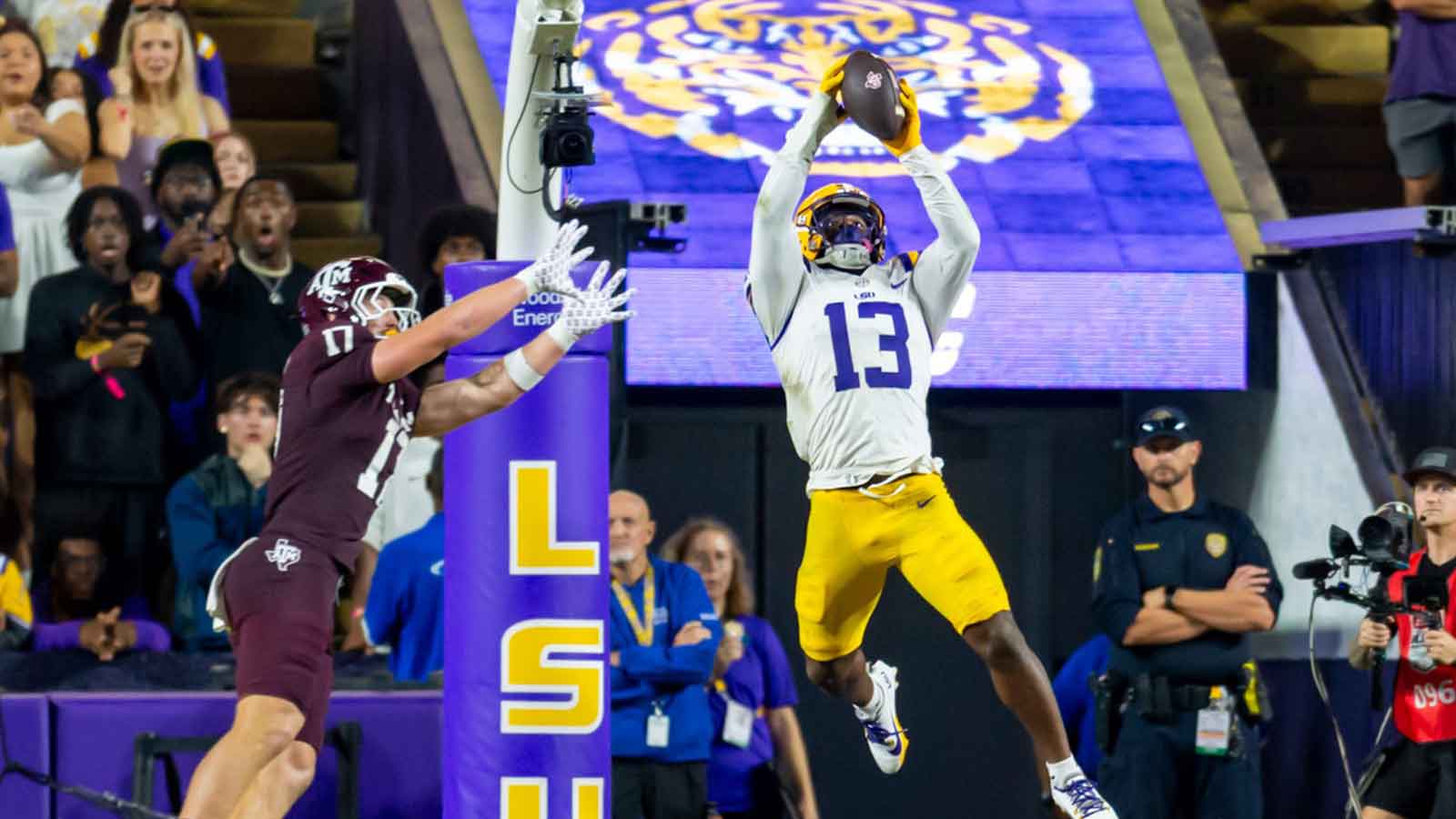 Safety AJ Haulcy 13 interception as LSU Tigers take on 