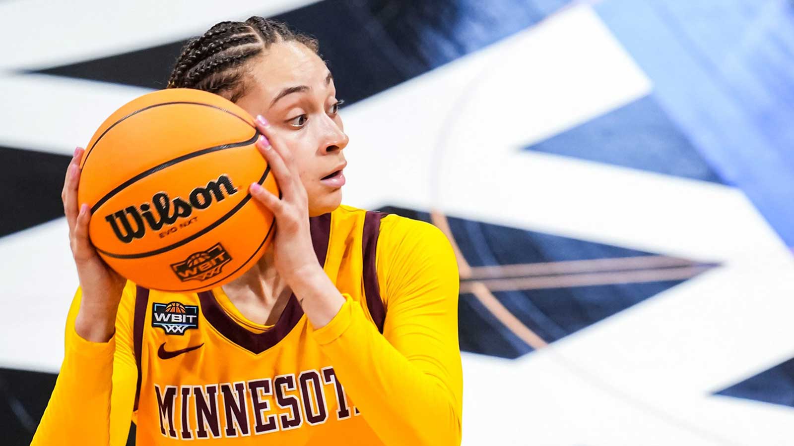 Amaya Battle sends Minnesota women’s basketball to Sweet 16 with epic game-winner