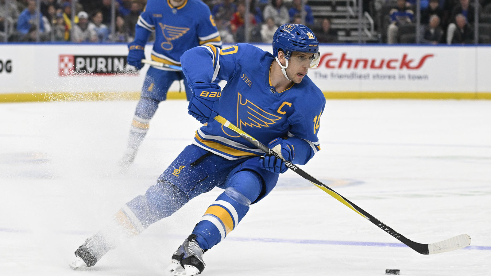  St. Louis Blues center Brayden Schenn (10) skates against the Tampa Bay Lightning during the second period at Enterprise Center.