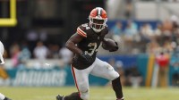 Cleveland Browns running back Jerome Ford (34) runs the ball against the Jacksonville Jaguars during the third quarter at EverBank Stadium.