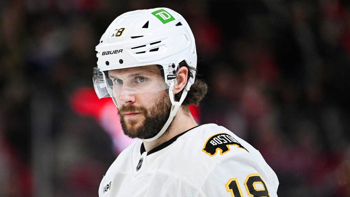Boston Bruins center Pavel Zacha (18) looks on against the Montreal Canadiens during the second period at Bell Centre.