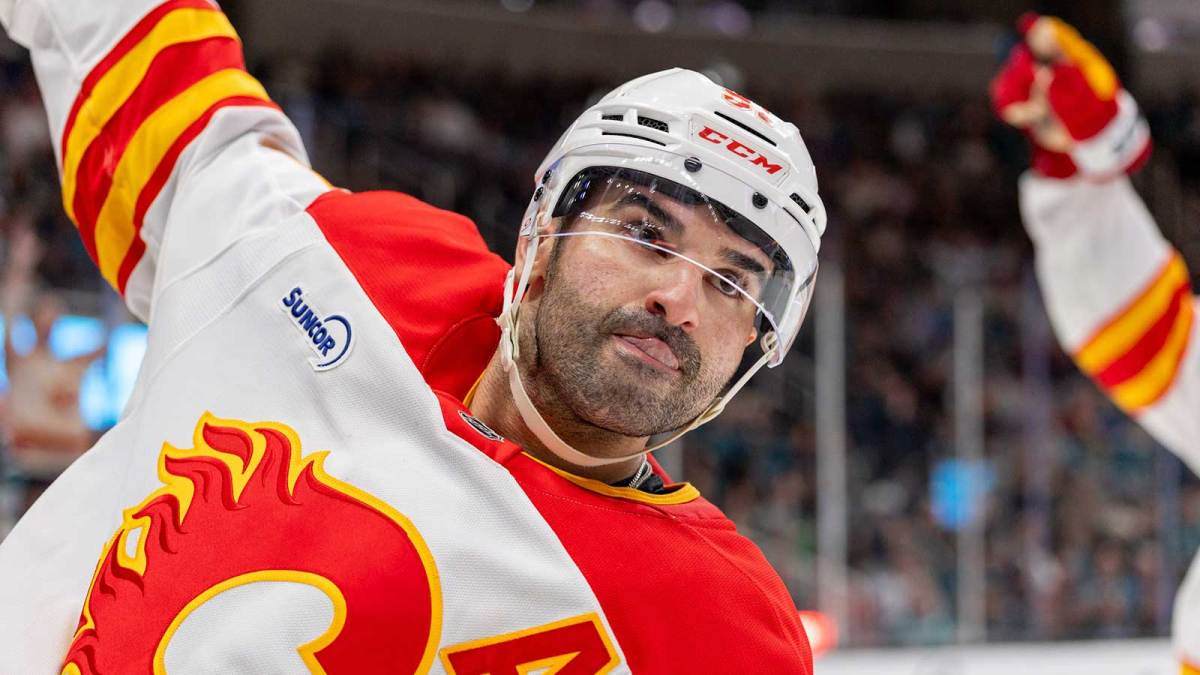 Calgary Flames center Nazem Kadri (91) celebrates his goal during the third period against the San Jose Sharks at SAP Center at San Jose.