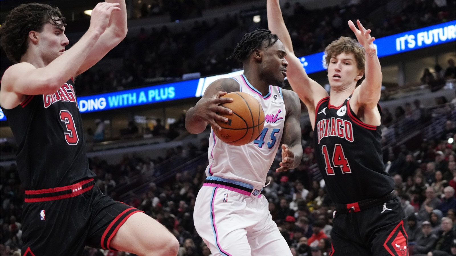 Are Matas Buzelis, Josh Giddey playing tonight? Bulls vs Warriors injury report