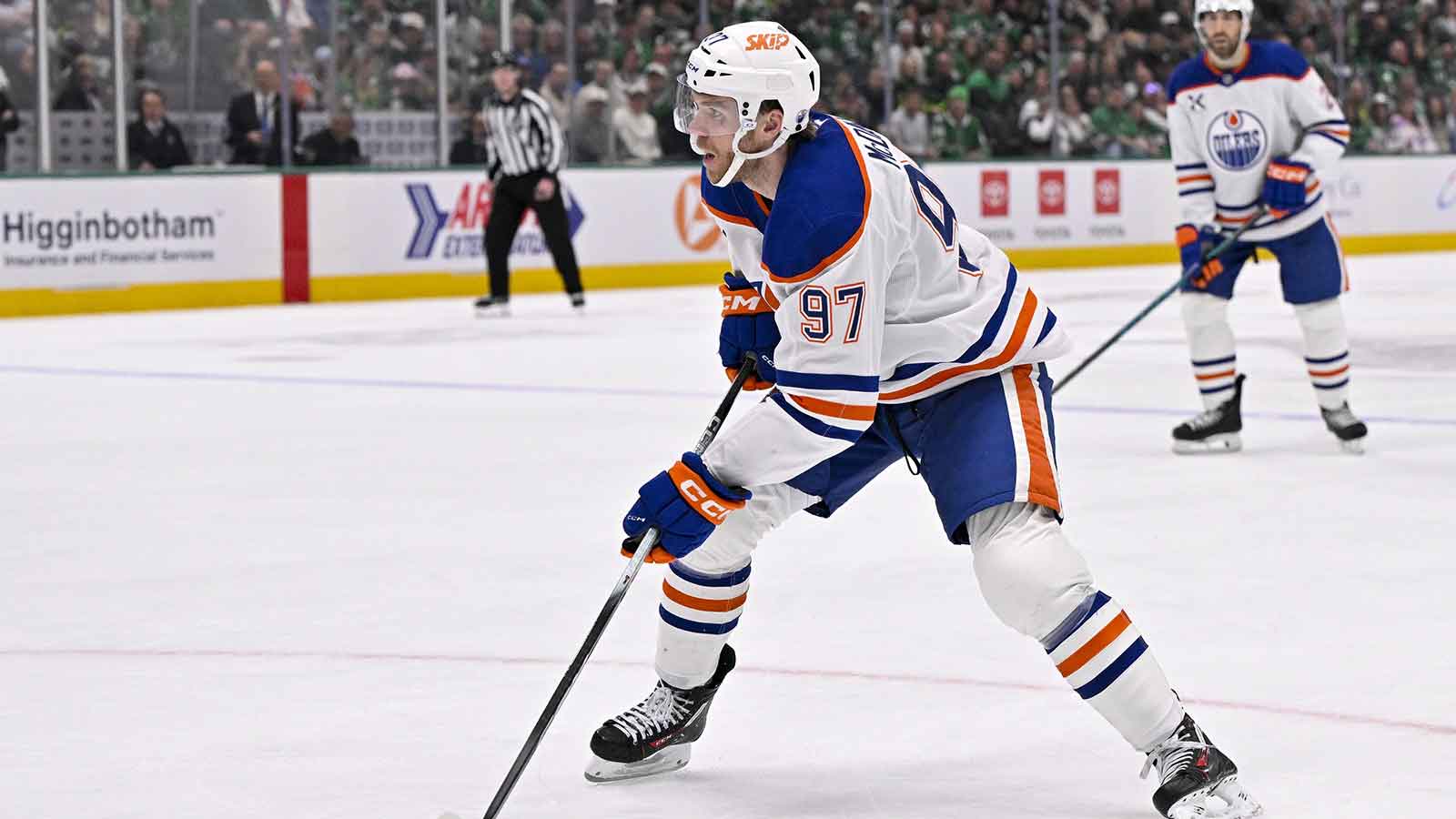 Oilers’ Connor McDavid shuts down injury concerns from early practice exit
