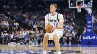 Dallas Mavericks forward Cooper Flagg (32) shoots the ball against the Orlando Magic in the first quarter at Kia Center.