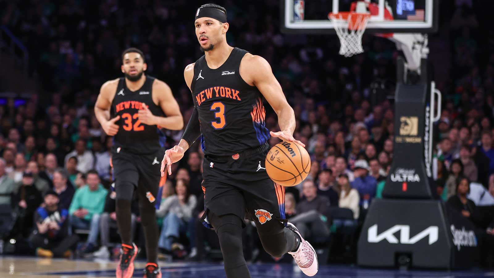Knicks’ Jose Alvarado hilariously refuses to acknowledge Josh Hart’s point guard abilities