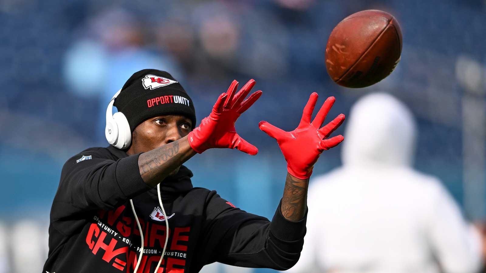 Hollywood Brown reveals Ravens reunion that nearly happened before Eagles signing