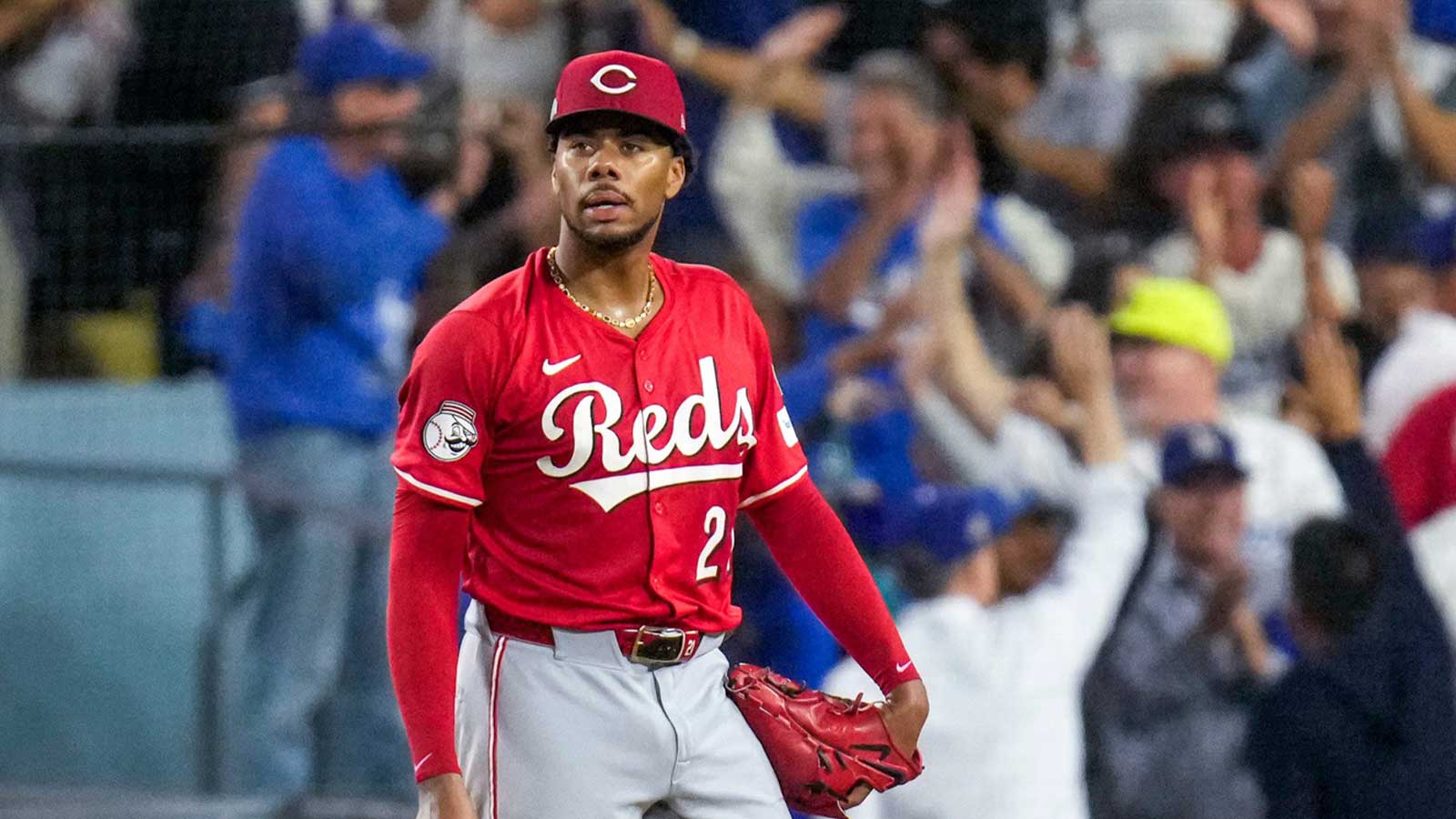 Hunter Greene clears up elbow injury with long message to Reds fans