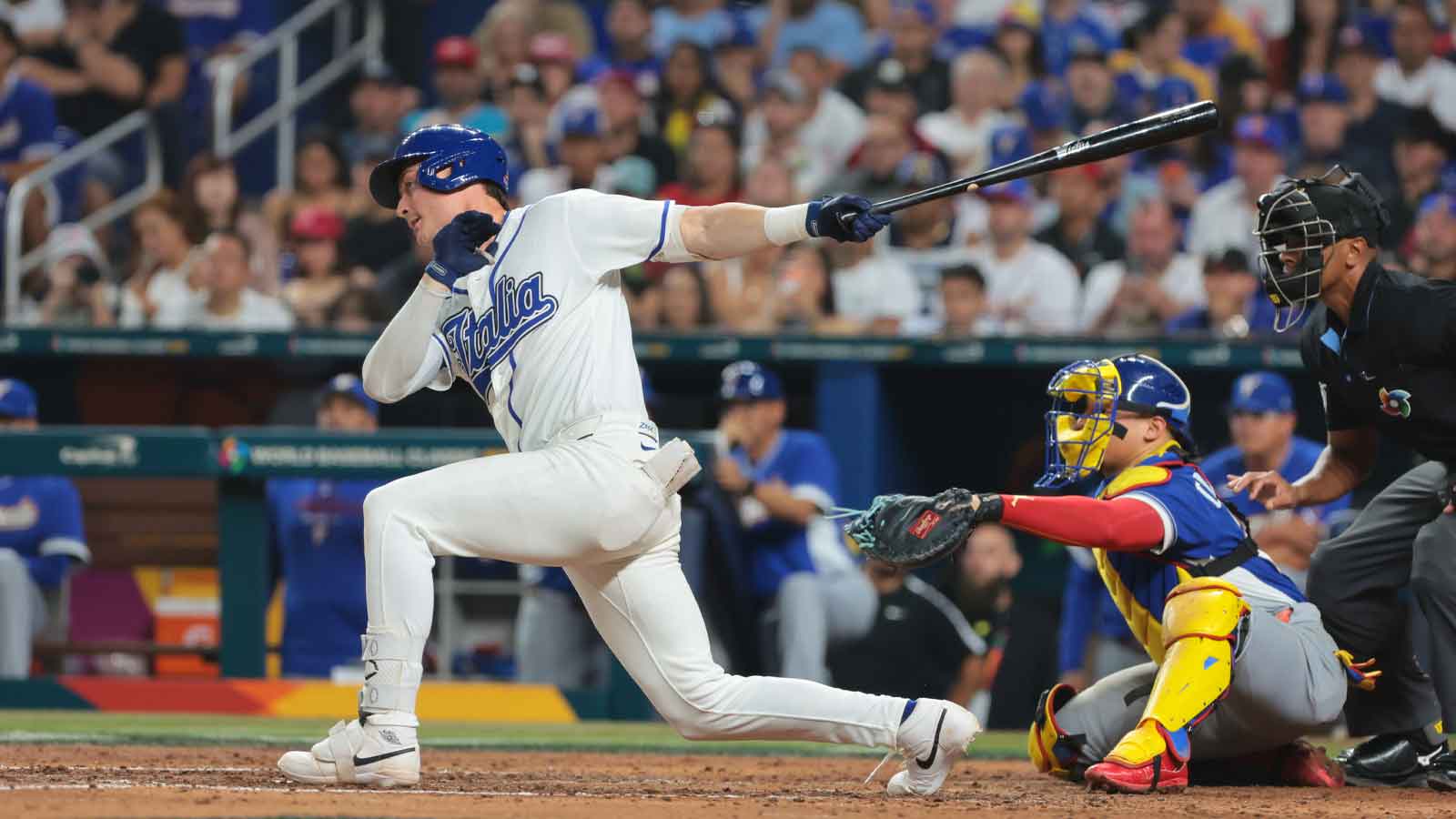 Italy’s dugout after loss to Venezuela in World Baseball Classic semis is utterly heartbreaking